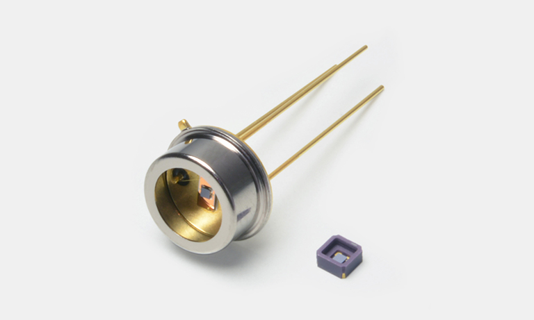 InAsSb photovoltaic detectors