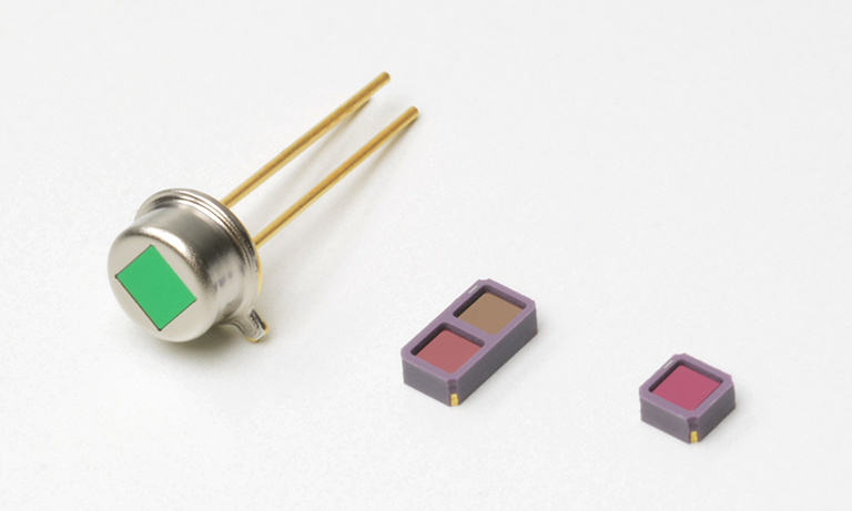 InAsSb photovoltaic detectors