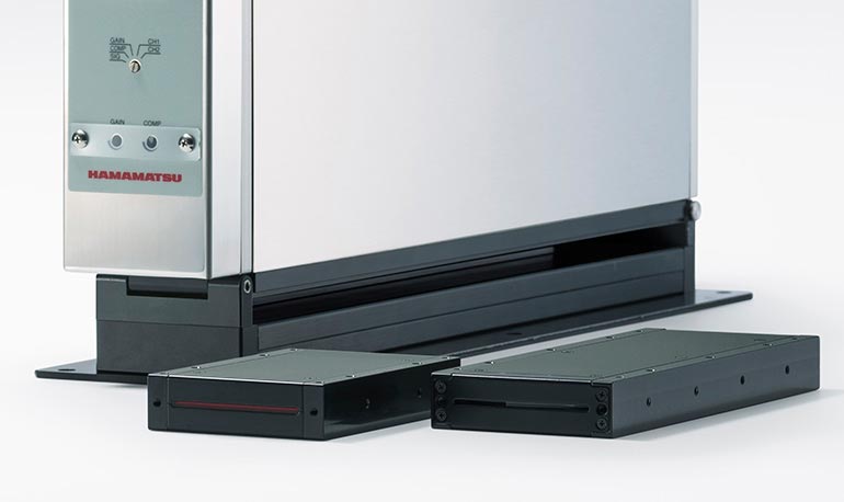 pinhole inspection unit